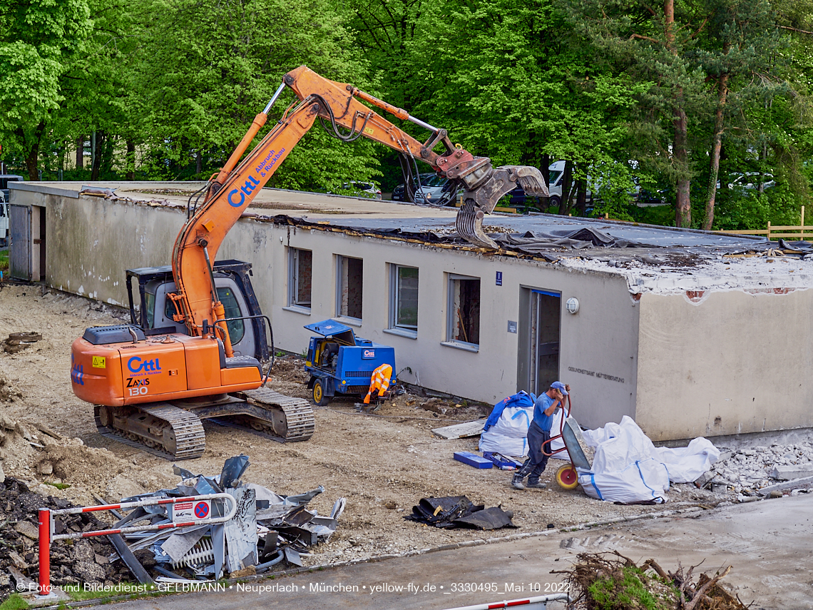 10.05.2022 - Baustelle am Haus für Kinder in Neuperlach